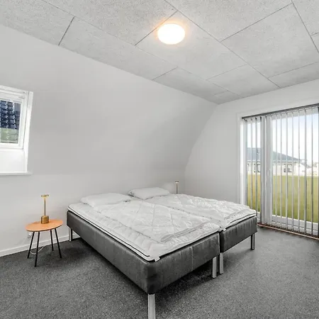Holiday home Ullakarin - 200m From The Sea In Western Jutland By Interhome